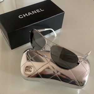 CHANEL Unisex Aviator Sunglasses
